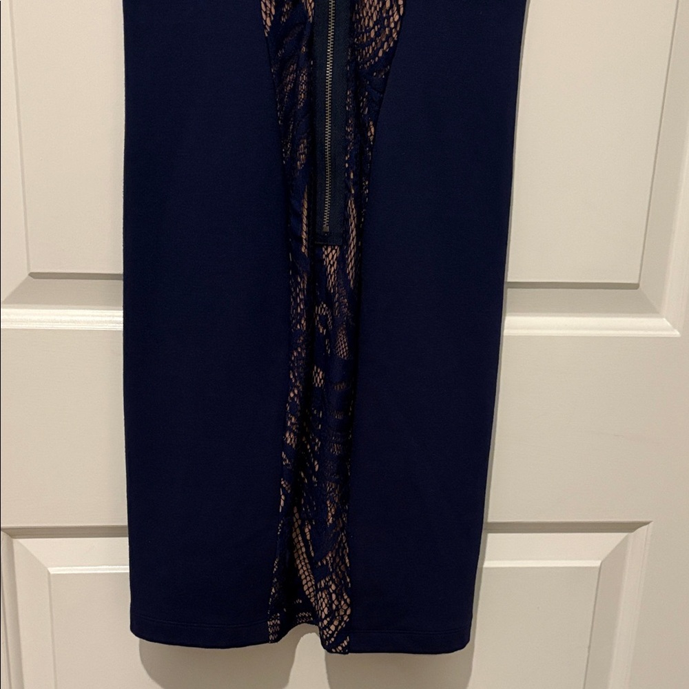 Euc- Bcbgeneration Navy And Beige Patterned Midi … - image 5